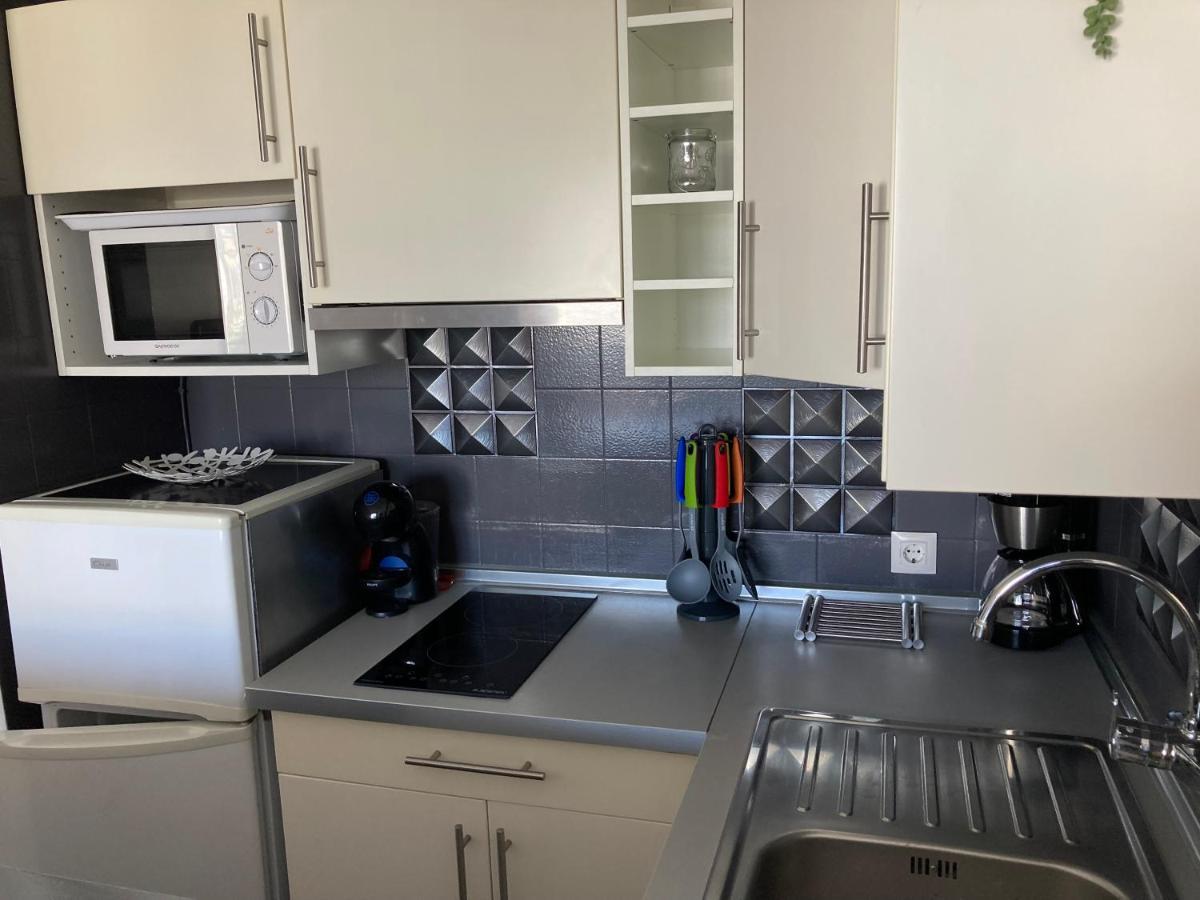 Tres Bel Appartement Entierement Renove Empuriabrava Bagian luar foto