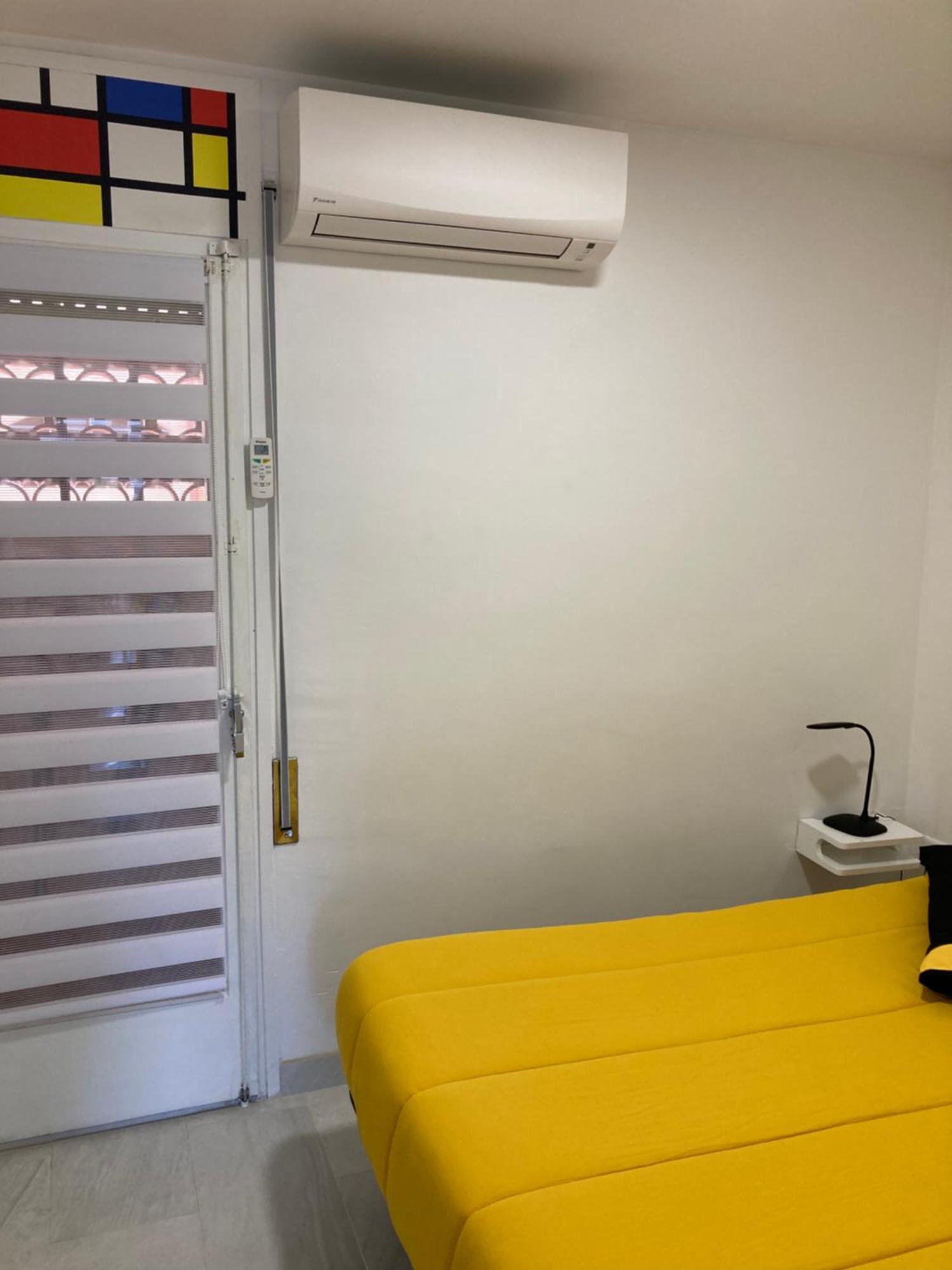 Tres Bel Appartement Entierement Renove Empuriabrava Bagian luar foto